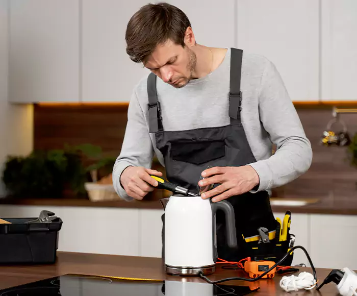 Skilled Blender Technicians: Your Small Appliance Repair Experts for Greenwich, CT