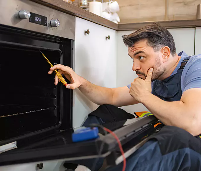 Why Greenwich Households Choose Greenwich Appliance Pro for Every Gas Oven Fix?